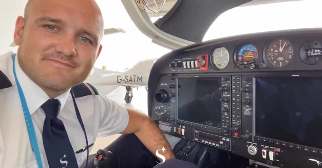 Integrated ATPL Cadet Pilot James Kirk in the cockpit